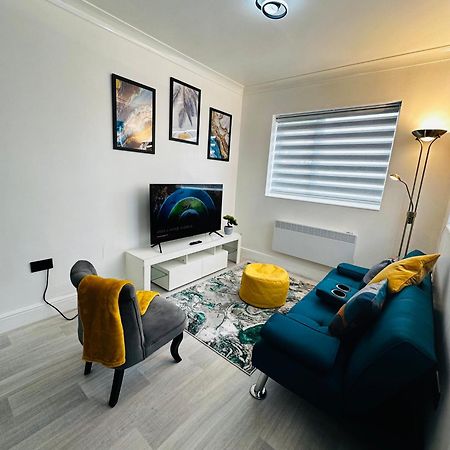 Cozy Haven Your Perfect 1Bed Le2 Лестер Экстерьер фото