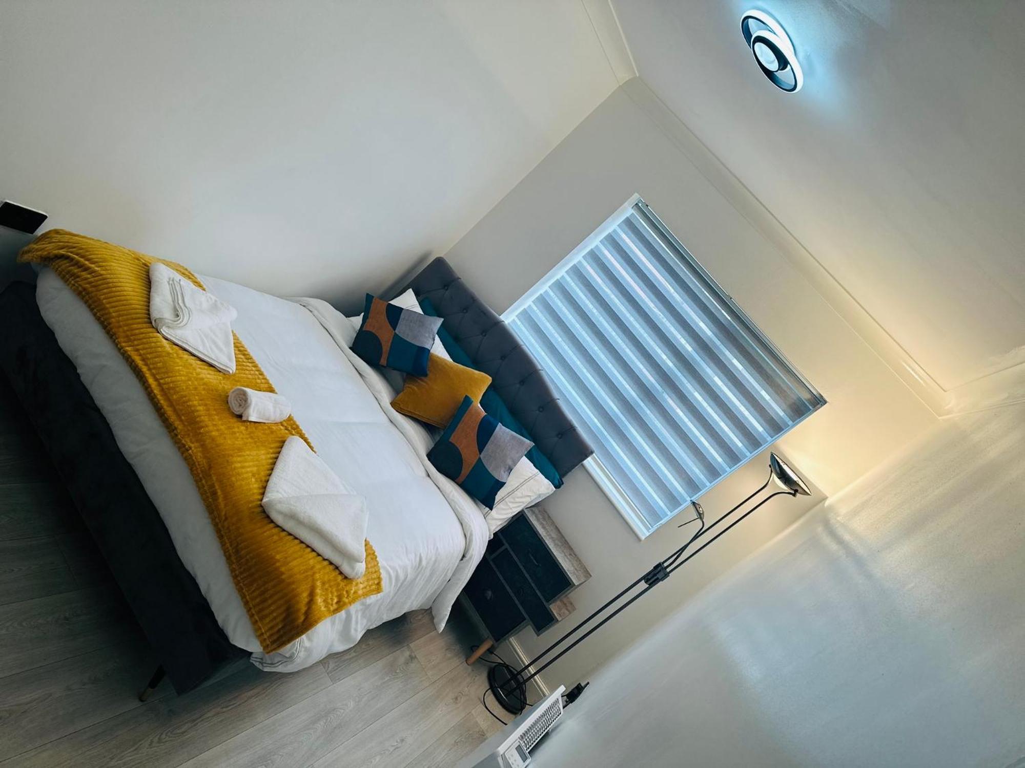 Cozy Haven Your Perfect 1Bed Le2 Лестер Экстерьер фото